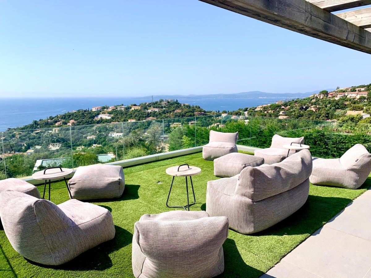 Villa Vue Panoramique Sur La Baie De St Tropez Les Issambres Exterior foto