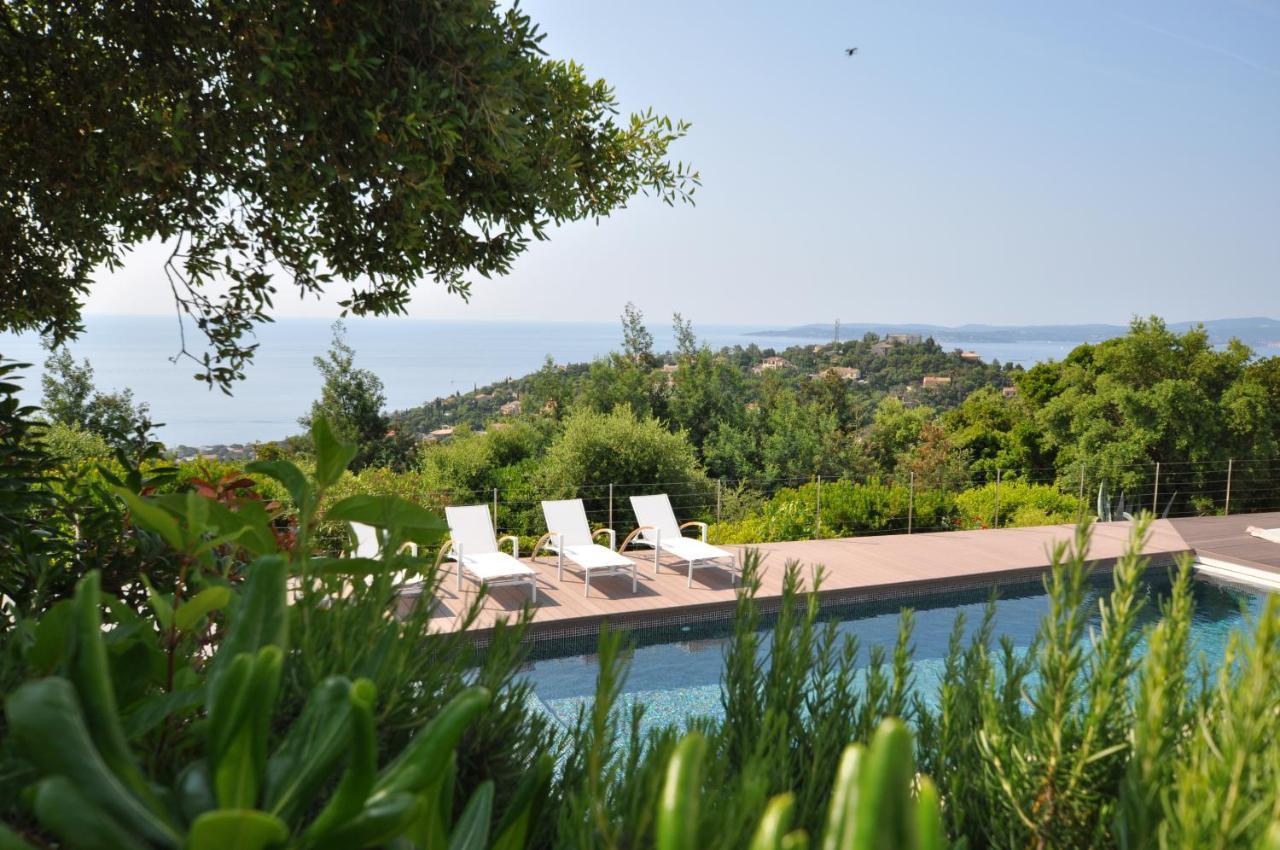 Villa Vue Panoramique Sur La Baie De St Tropez Les Issambres Exterior foto